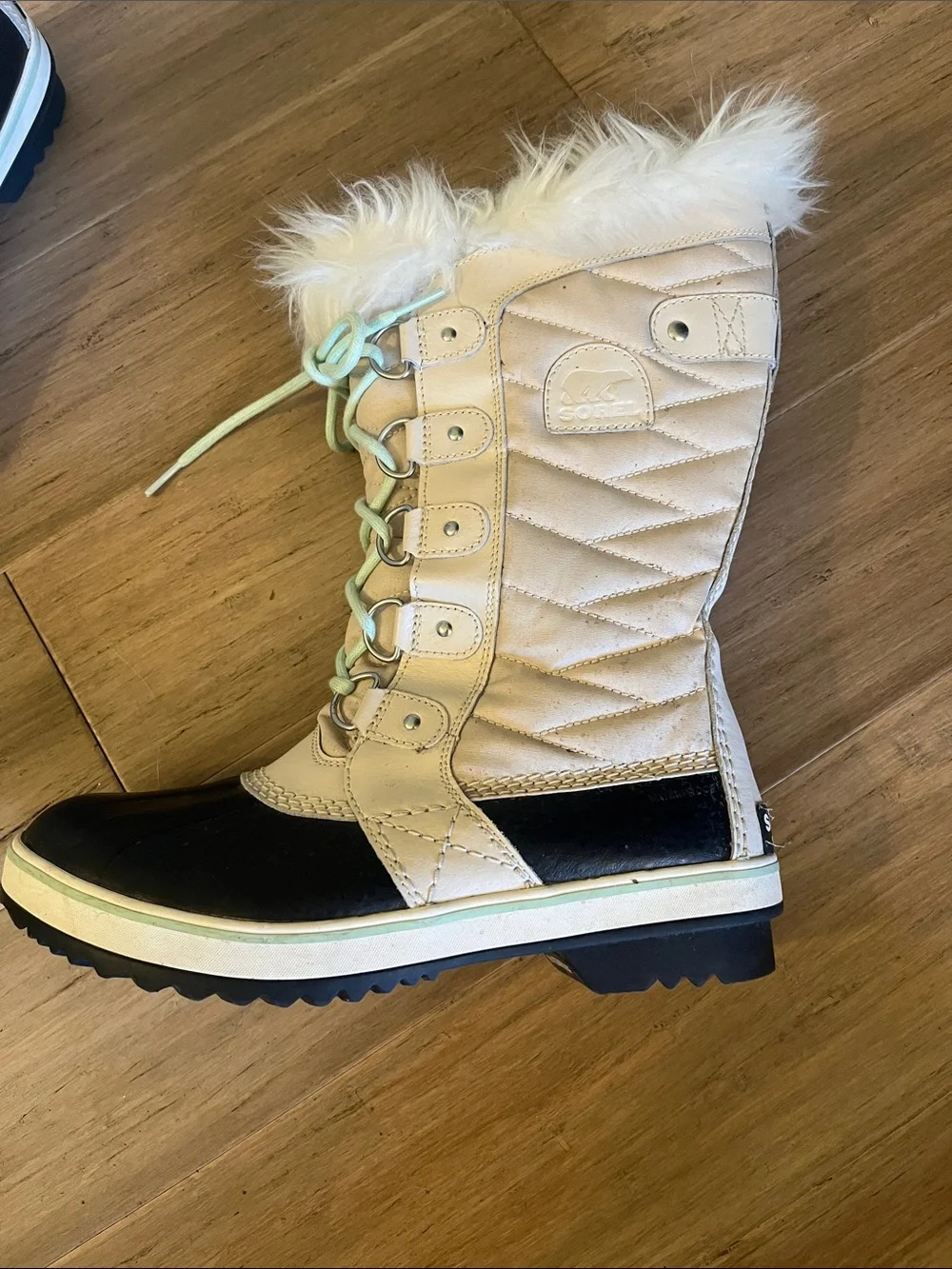 Sorel Tofino II Faux Fur Lined Waterproof Boot Womens 9